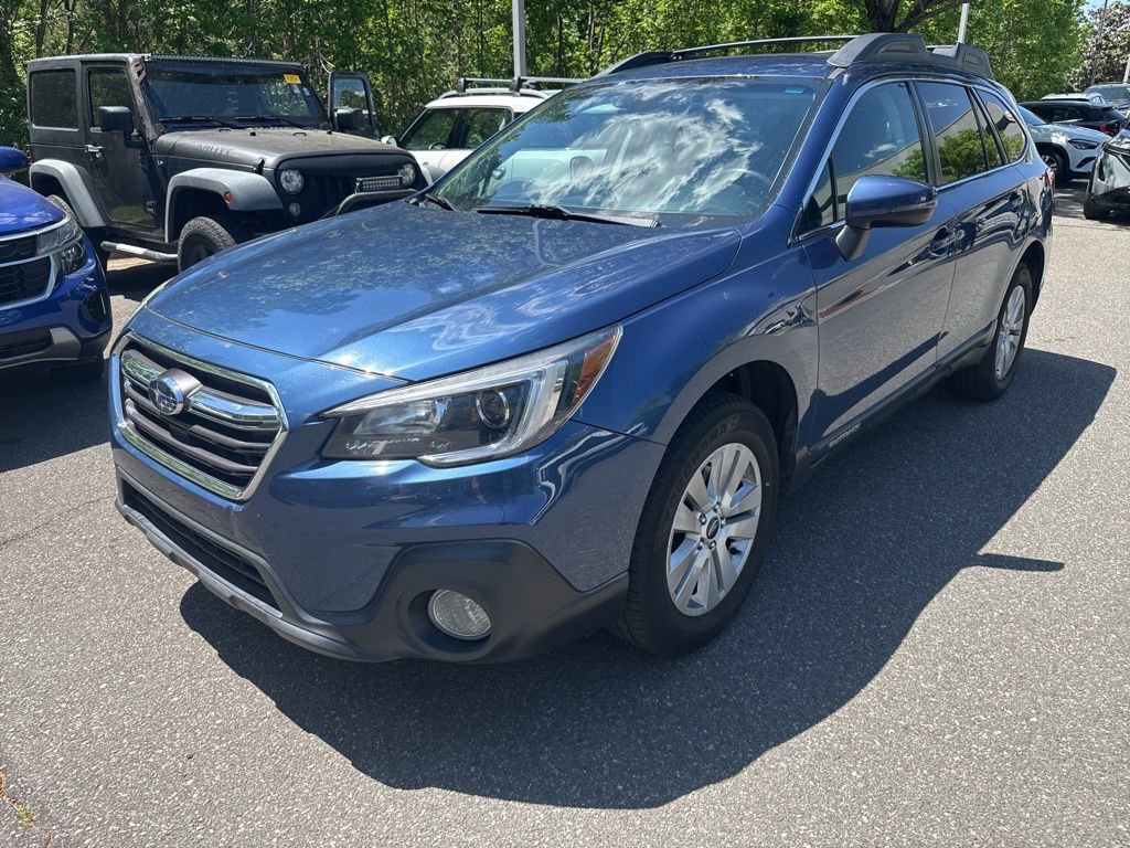 Used 2019 Subaru Outback 2.5i Premium image 1