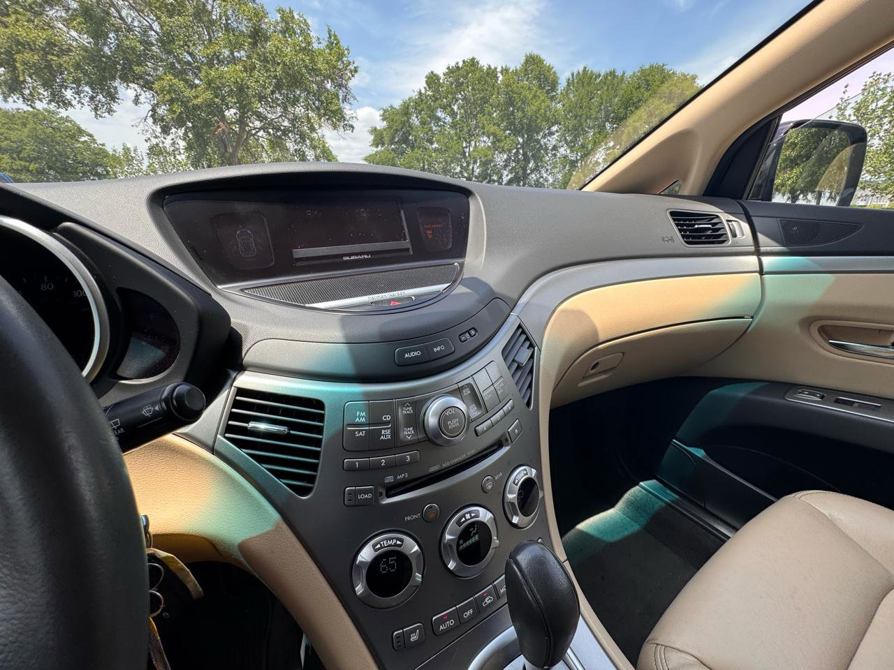 Used 2010 Subaru Tribeca Limited AWD/4WD image 18