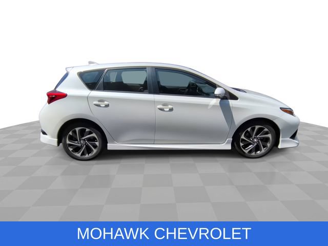 Used 2017 Toyota Corolla iM w/ Carpet Mat Package FWD image 10