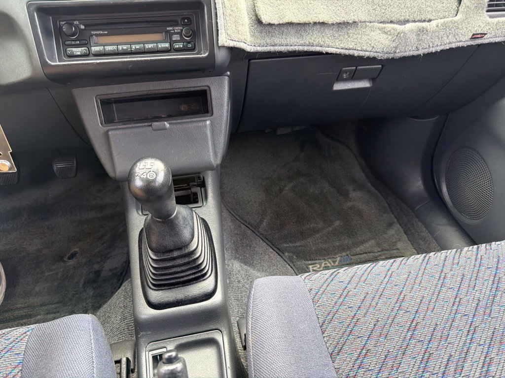Used 1999 Toyota RAV4 4WD 4-Door image 16