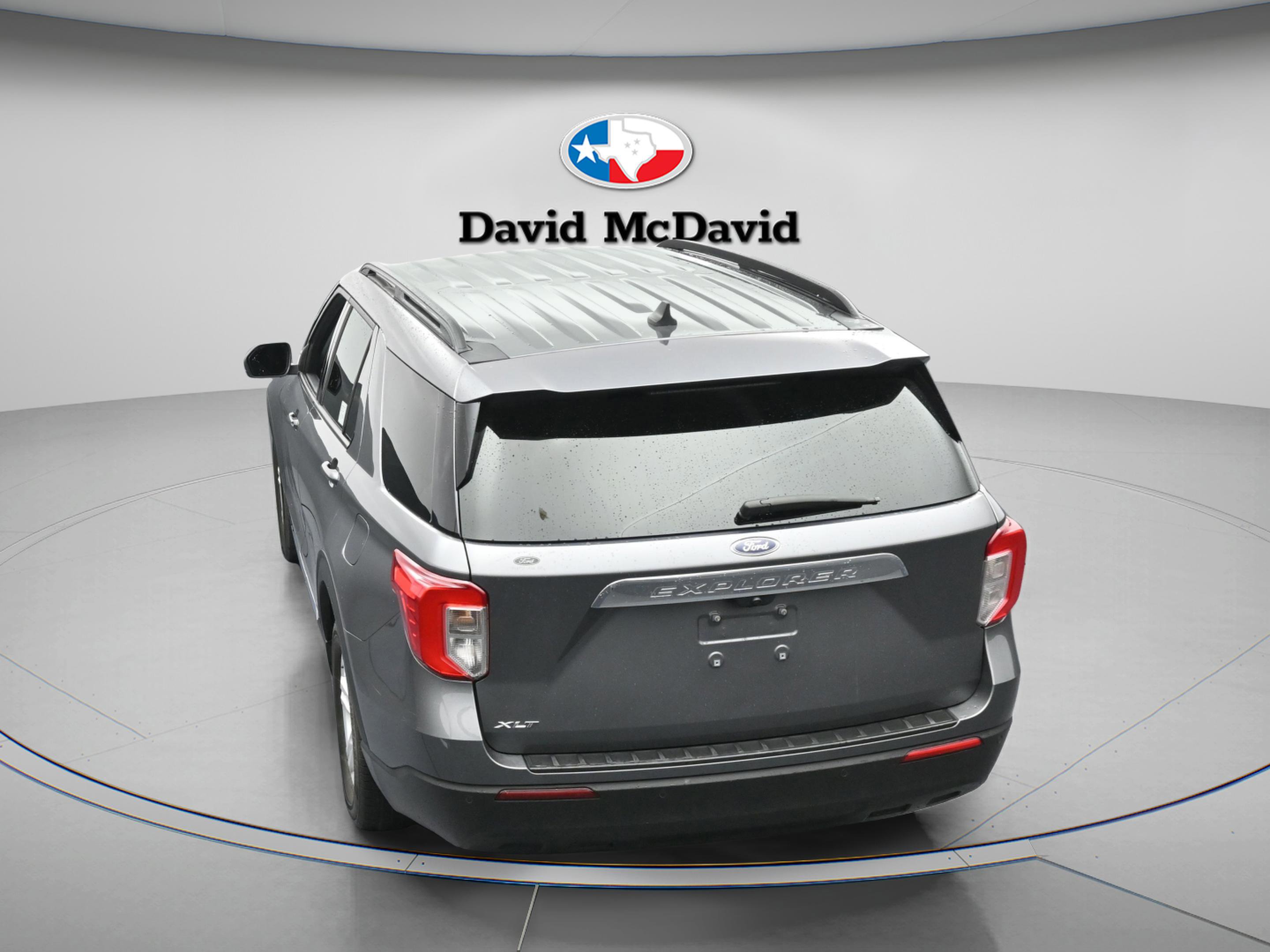 Used 2023 Ford Explorer XLT RWD image 40
