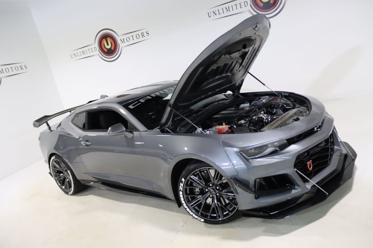 Used 2022 Chevrolet Camaro ZL1 RWD image 69