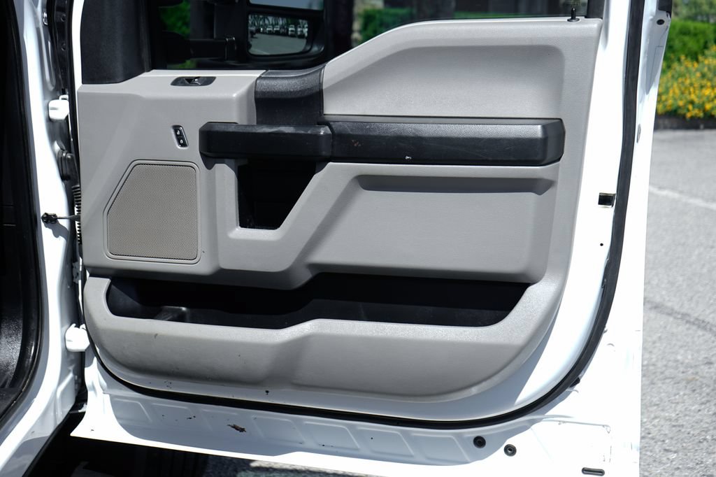 Used 2019 Ford F550 2WD Crew Cab Super Duty image 38