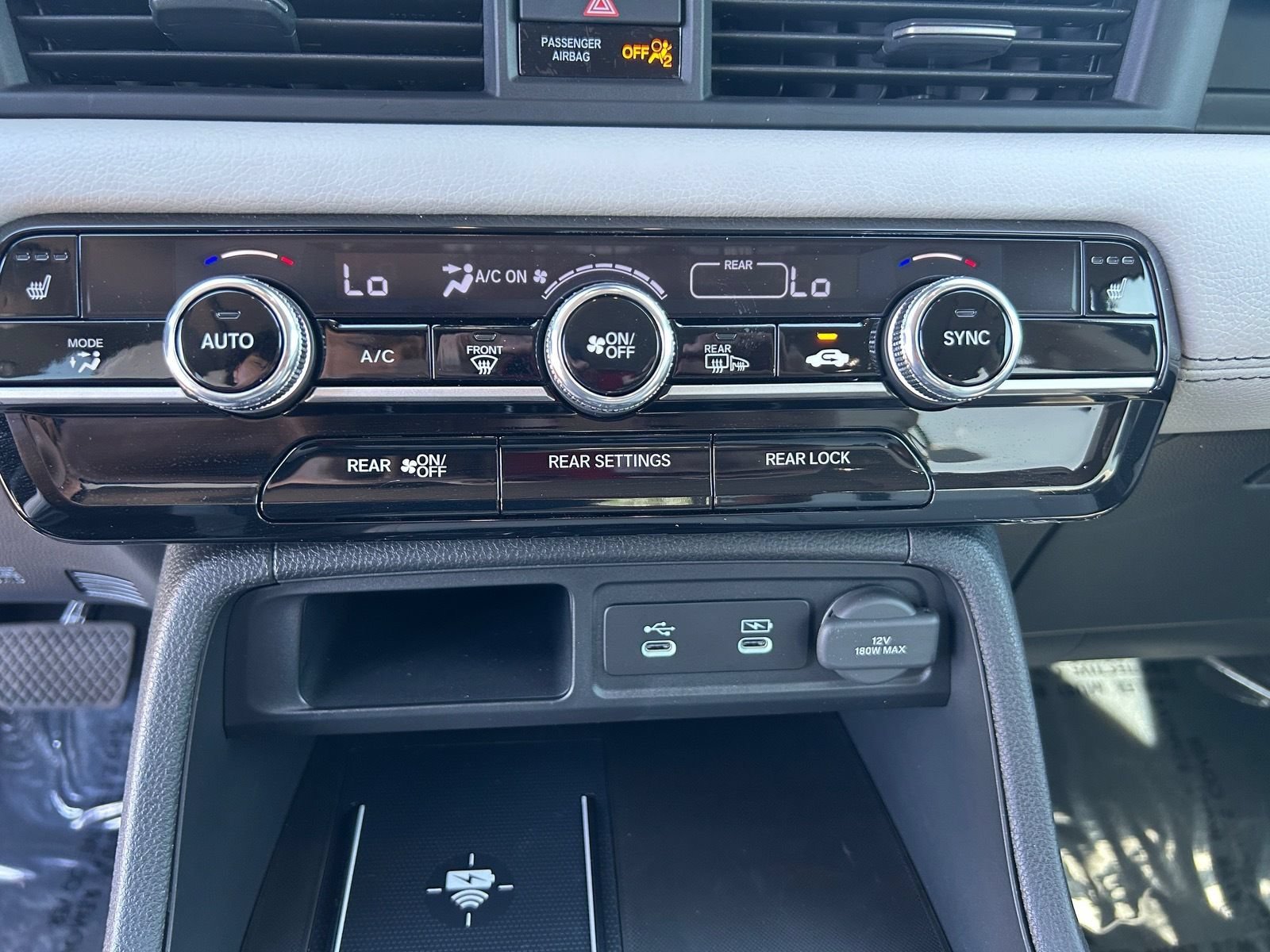New 2026 Honda Pilot Touring image 24
