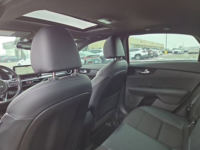 Used 2023 Kia Forte GT-Line w/ GT-Line Premium Package image 30