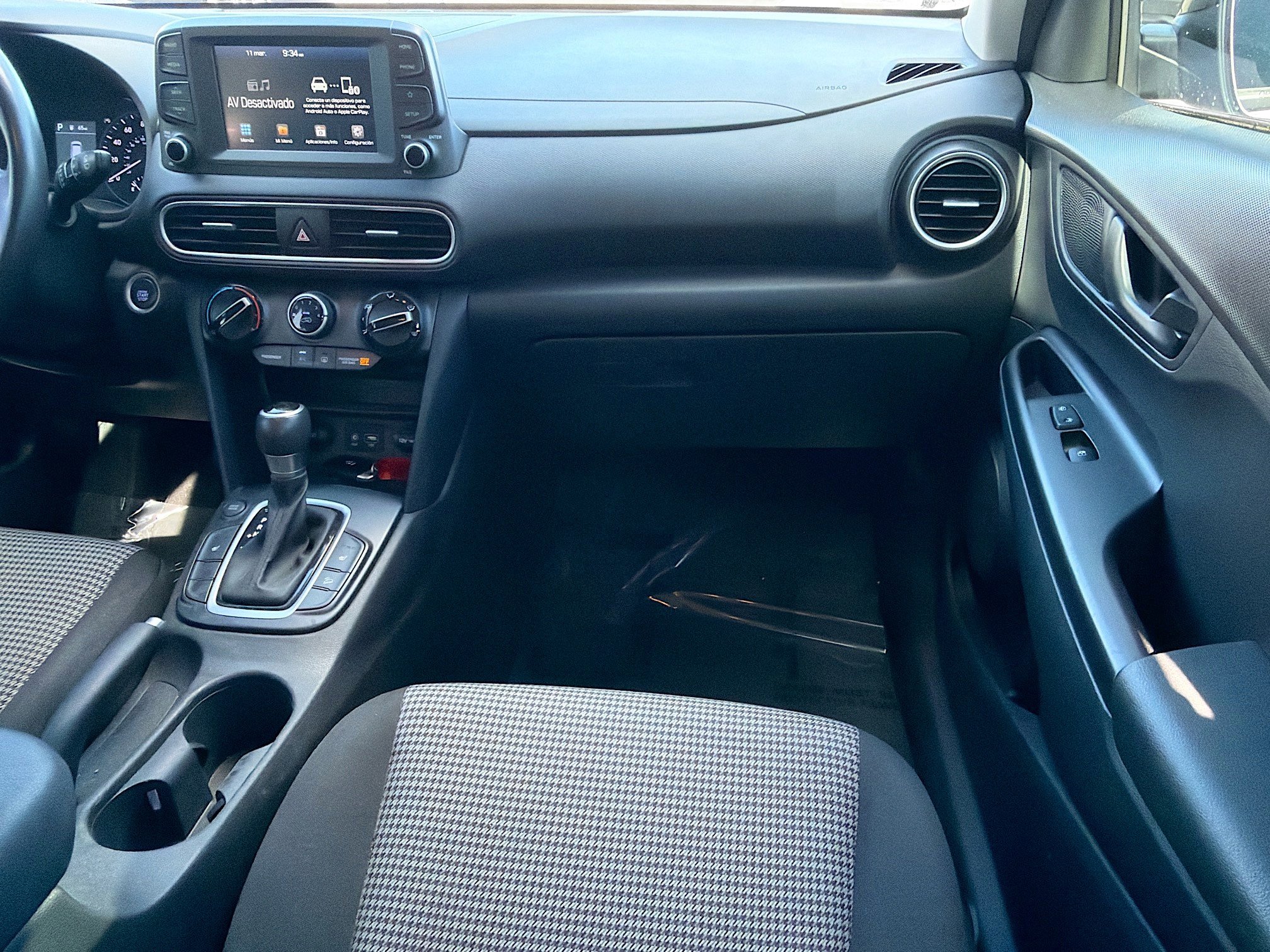 Used 2019 Hyundai Kona SEL image 17