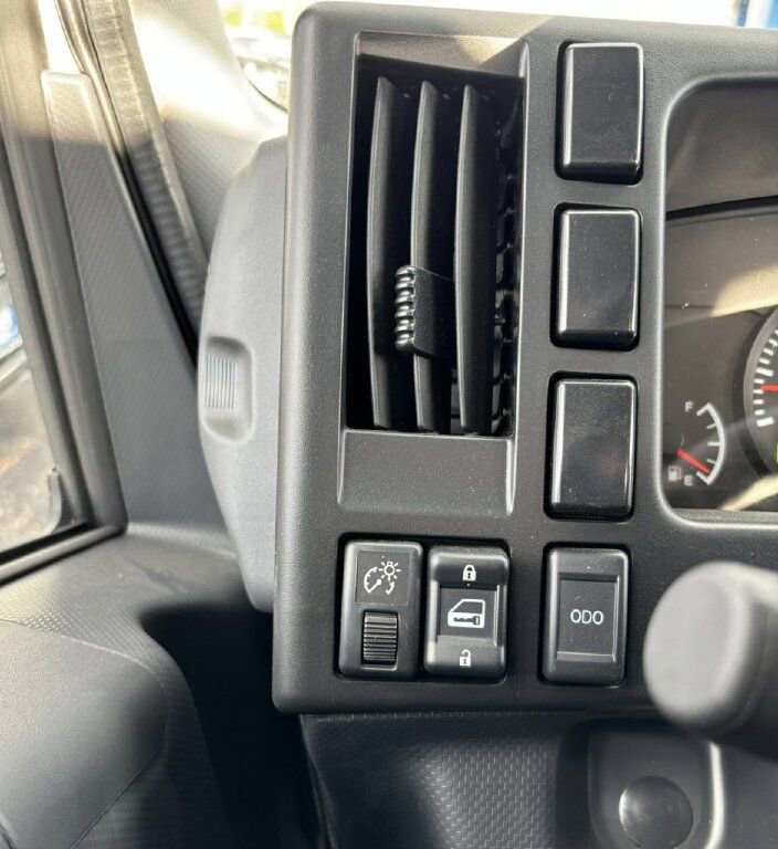 New 2025 Chevrolet Low Cab Forward image 13