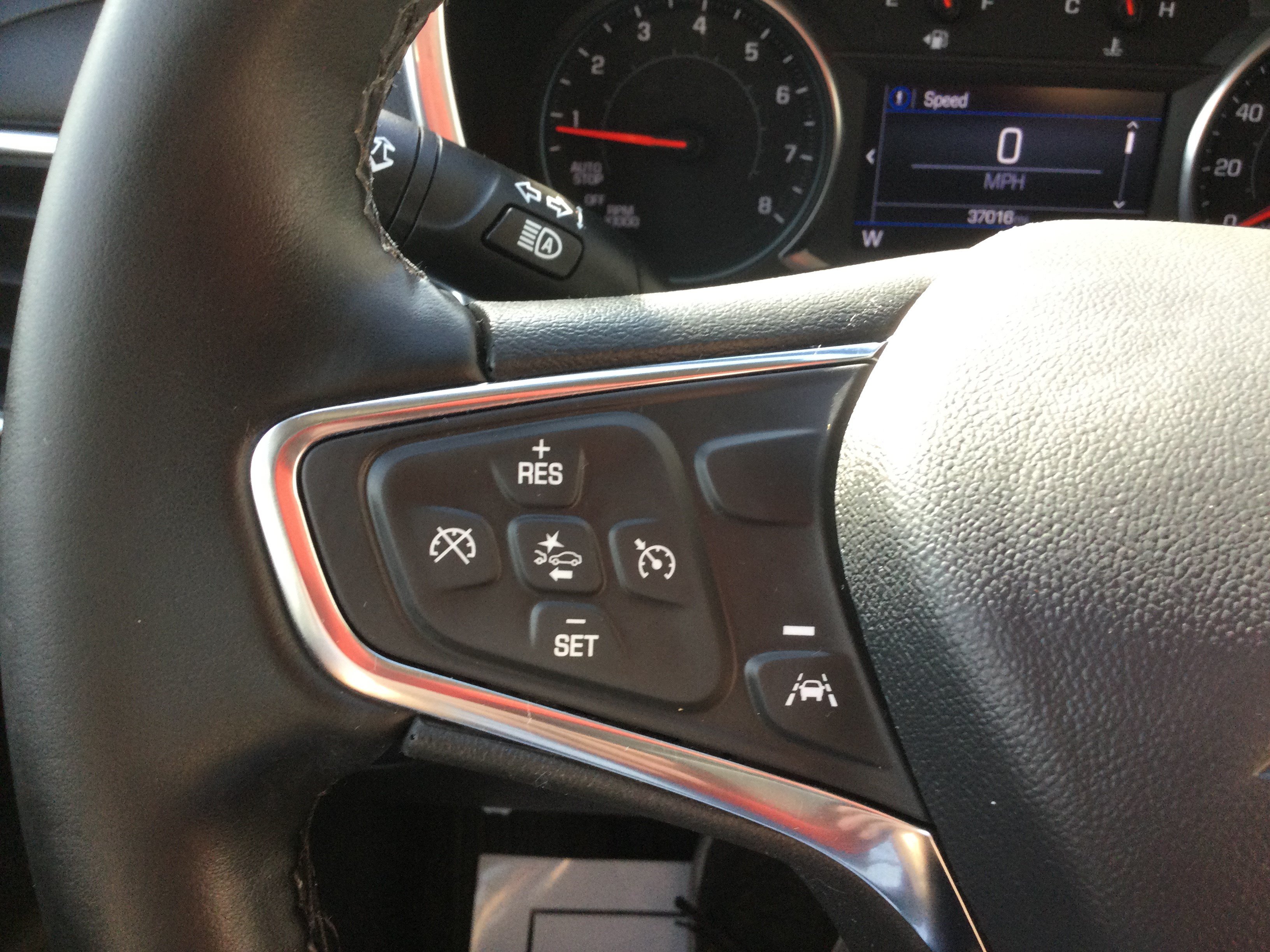 Used 2024 Chevrolet Equinox LT AWD/4WD image 16