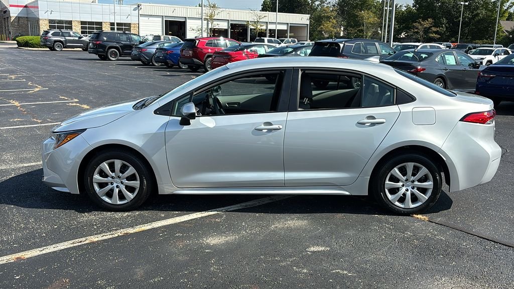 New 2026 Toyota Corolla LE FWD image 4