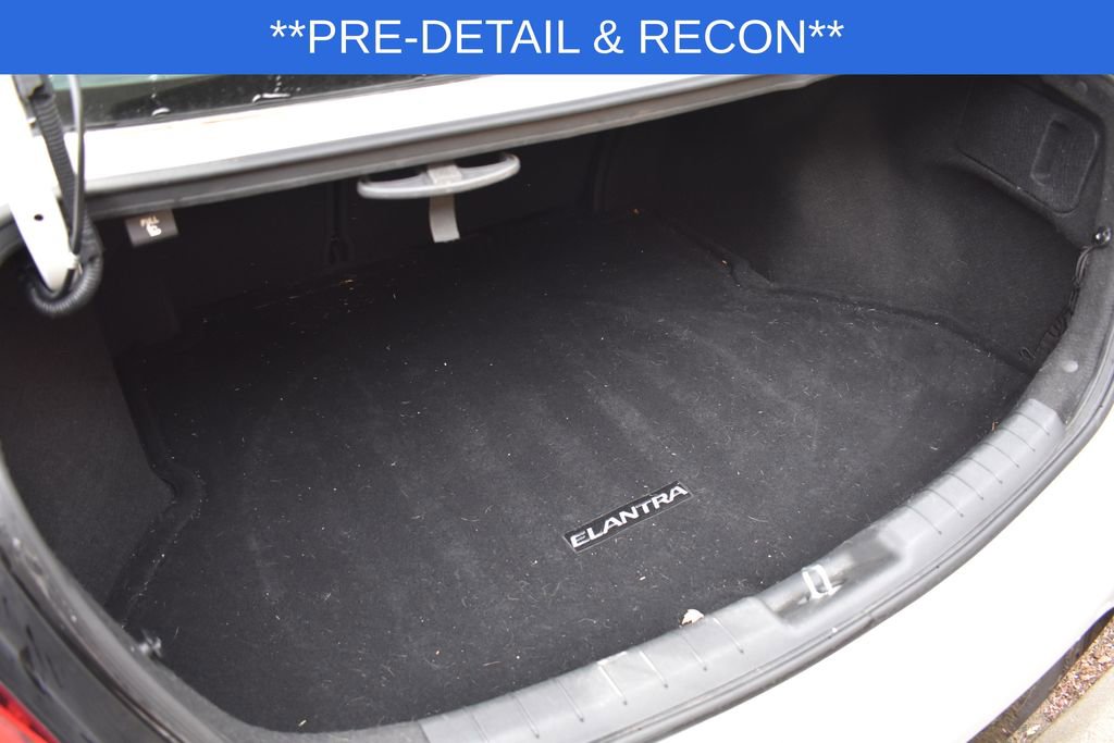 Used 2020 Hyundai Elantra Value Edition w/ Cargo Package (C1) image 10