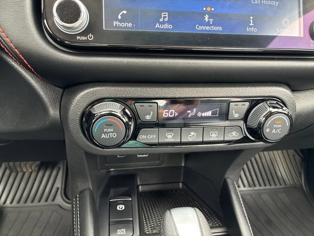 Used 2023 Nissan Kicks SR w/ SR Premium Package FWD image 29