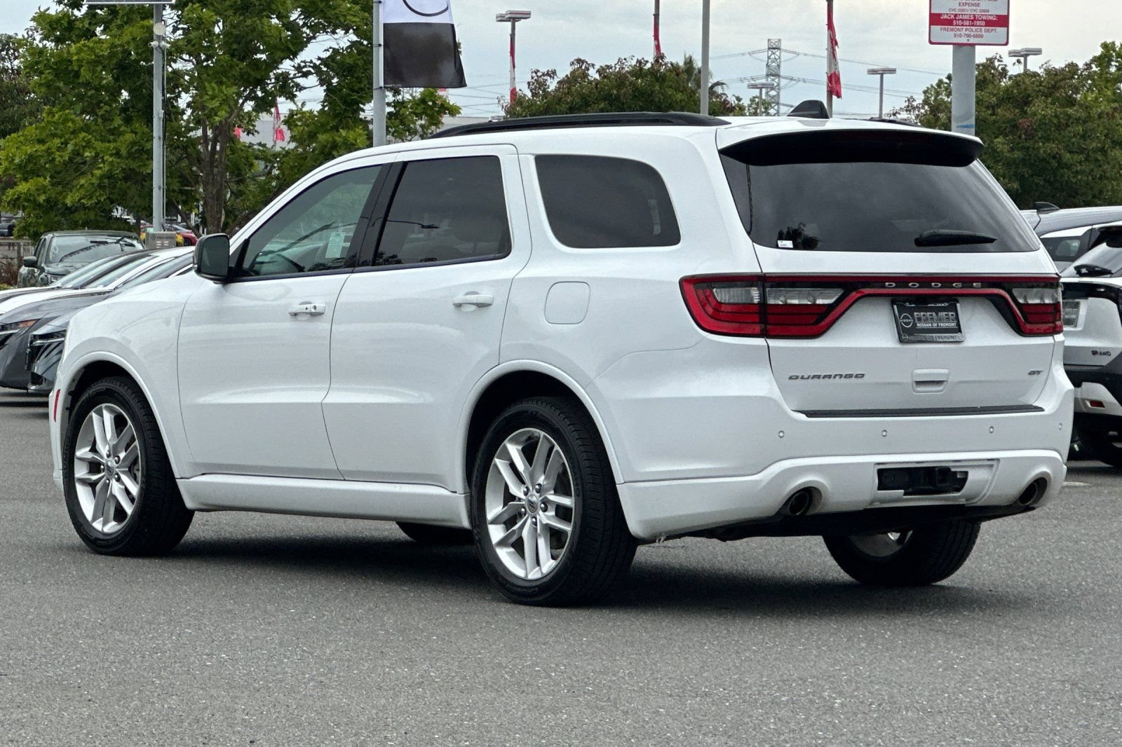 Used 2024 Dodge Durango GT RWD image 6