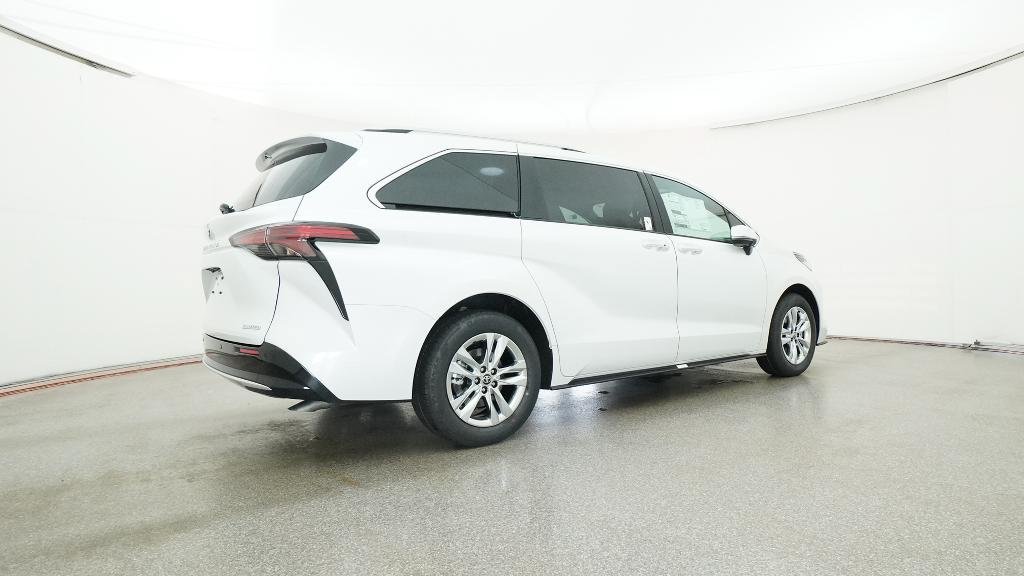 New 2026 Toyota Sienna Limited FWD image 17