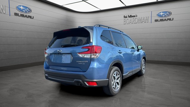 Used 2024 Subaru Forester Premium AWD/4WD image 5