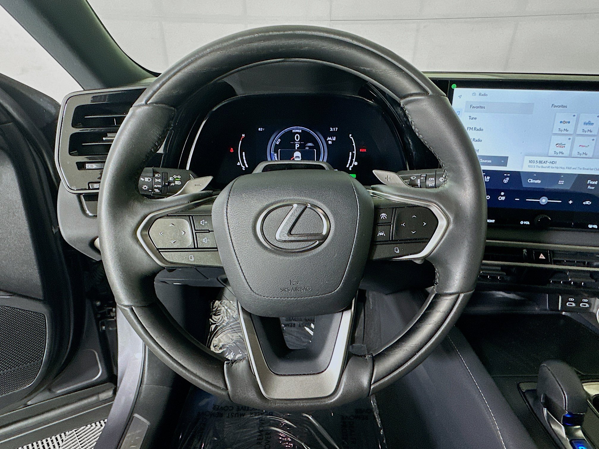 Used 2023 Lexus RX 350 w/ Accessory Package (2T) AWD/4WD image 15