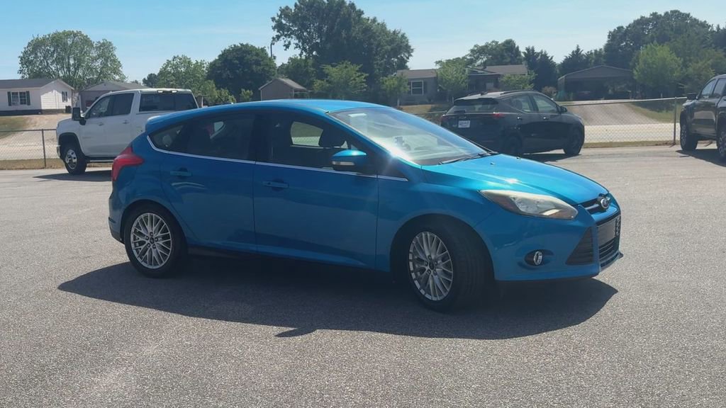 Used 2014 Ford Focus Titanium FWD image 2