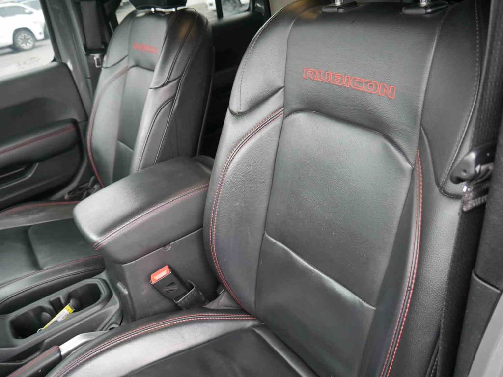 Used 2021 Jeep Wrangler Unlimited Rubicon image 31
