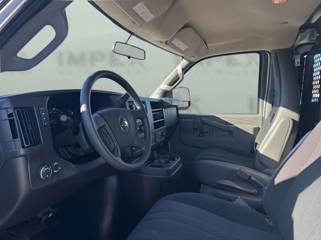 Used 2024 Chevrolet Express 2500 w/ Driver Convenience Package RWD image 9