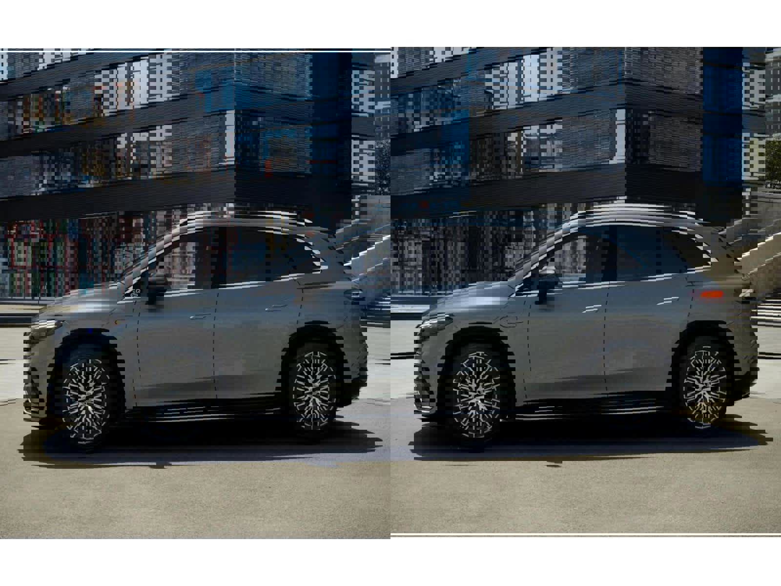 New 2026 Mercedes-Benz EQS 400 4MATIC SUV image 34