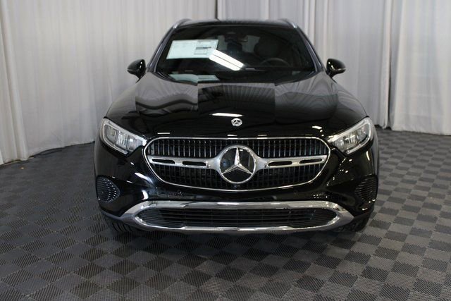 New 2026 Mercedes-Benz GLC 300 4MATIC image 2