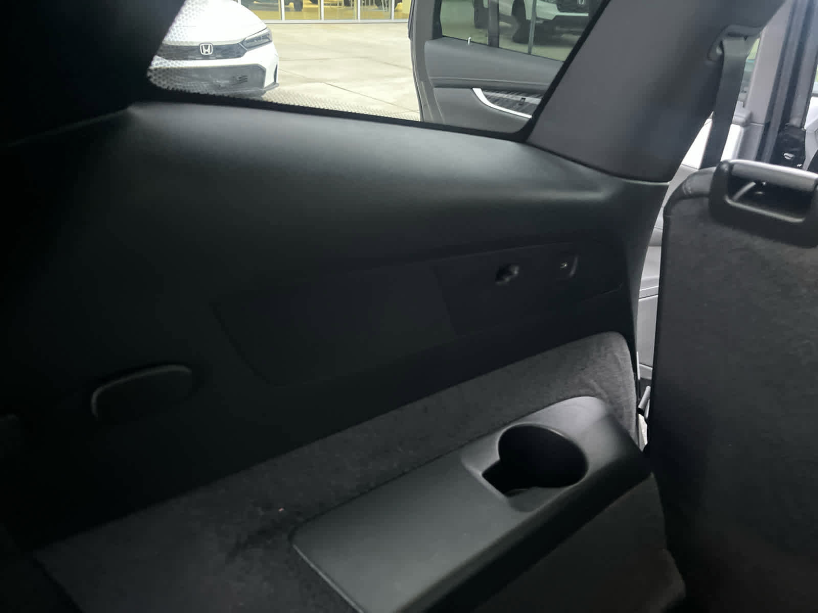 Used 2025 Cadillac XT6 Premium Luxury image 35