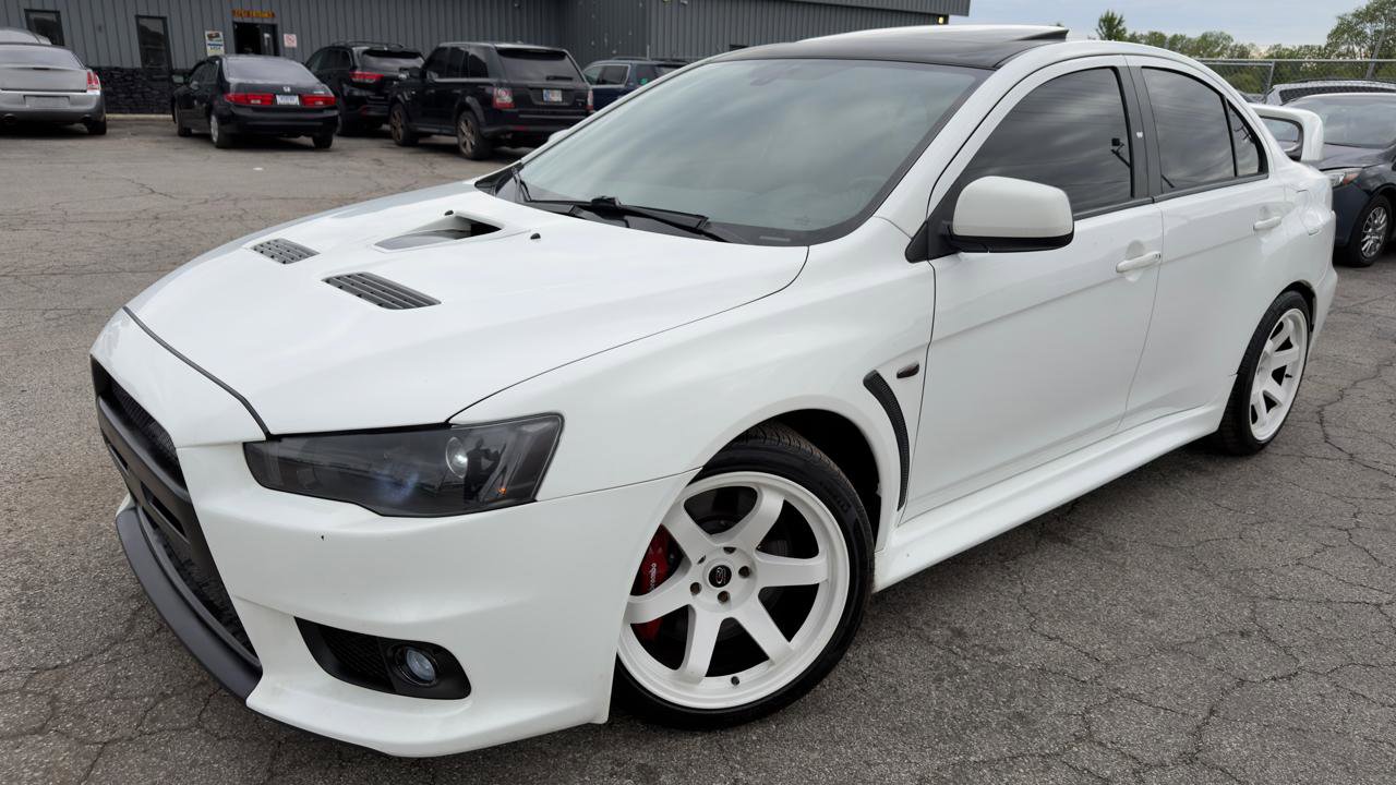 Used 2014 Mitsubishi Lancer Evolution MR AWD/4WD image 3