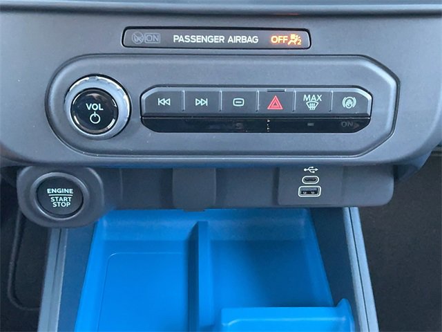 New 2025 Ford Maverick XLT w/ XLT Luxury Package image 18