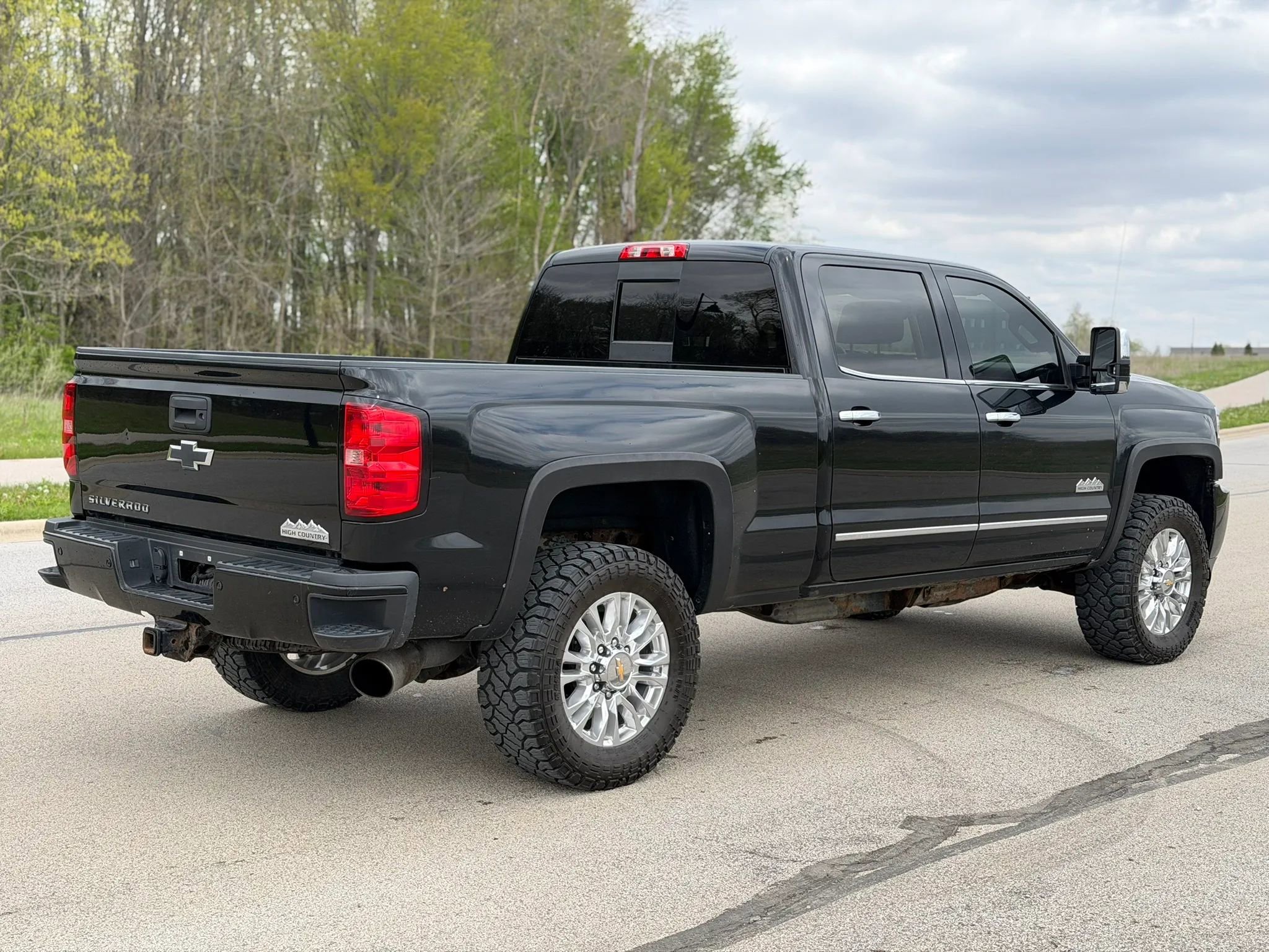 Used 2015 Chevrolet Silverado 2500 High Country AWD/4WD image 5