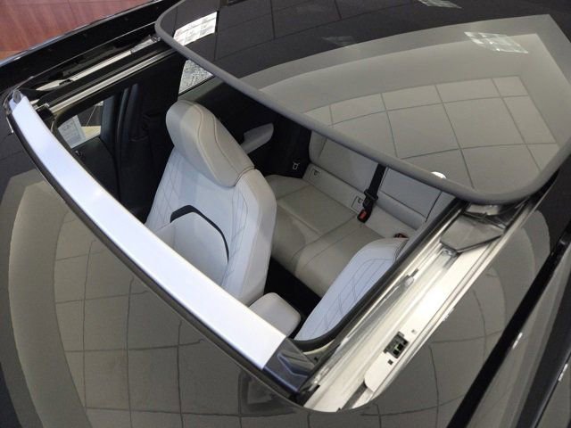 New 2025 Lexus UX 300h AWD image 8