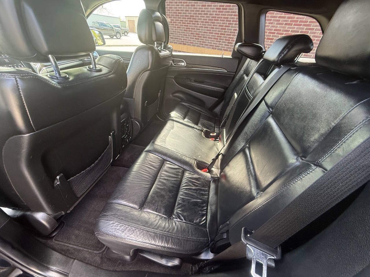 Used 2018 Jeep Grand Cherokee Limited AWD/4WD image 13