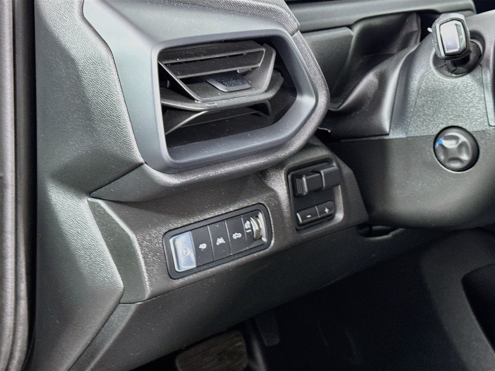 Used 2024 Chevrolet Silverado EV W/T AWD/4WD image 9