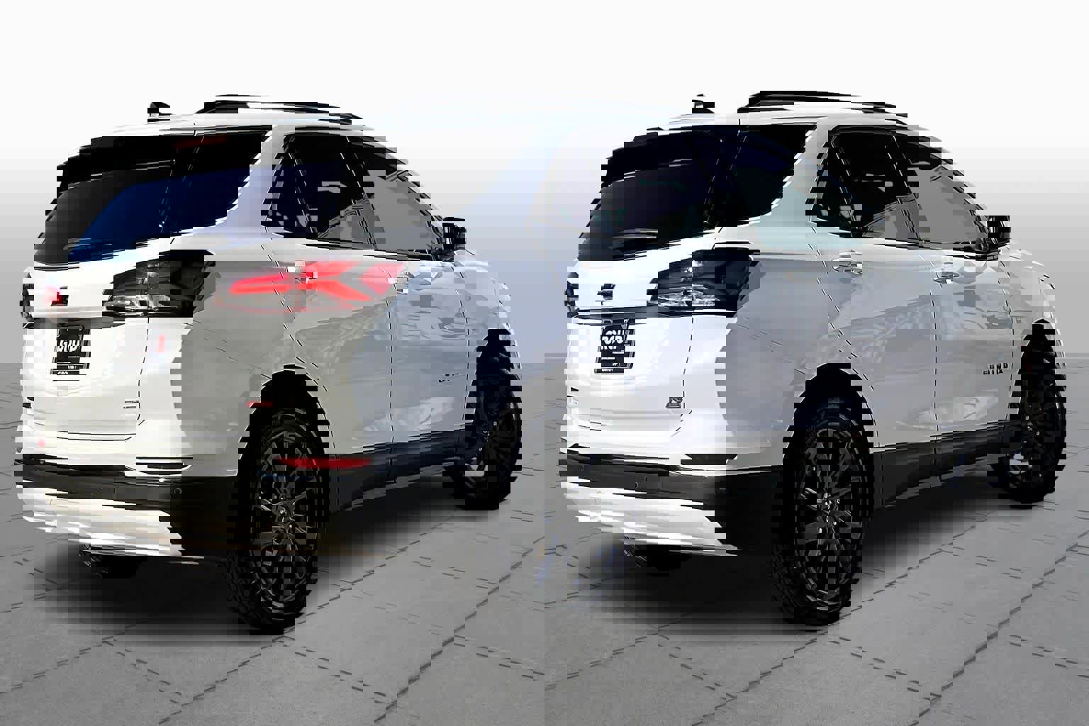 Used 2023 Chevrolet Equinox RS image 11