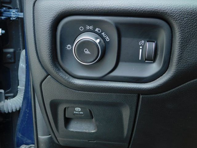 Used 2024 RAM 1500 Laramie image 16