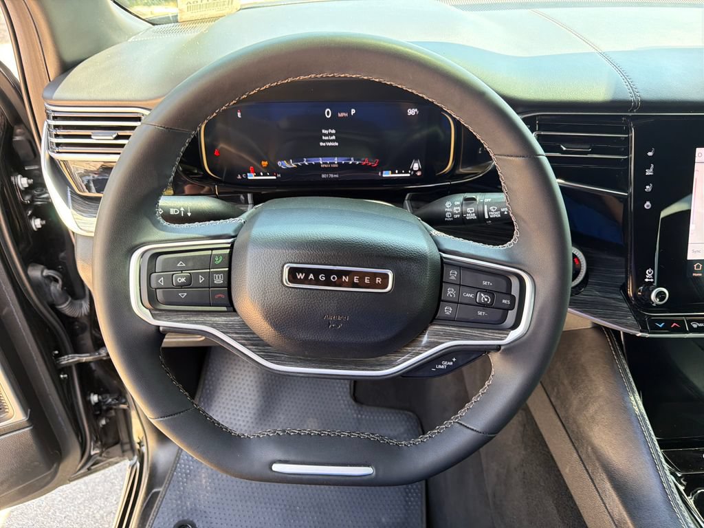 Used 2022 Jeep Wagoneer Series III w/ Flexible Seating Group AWD/4WD image 25