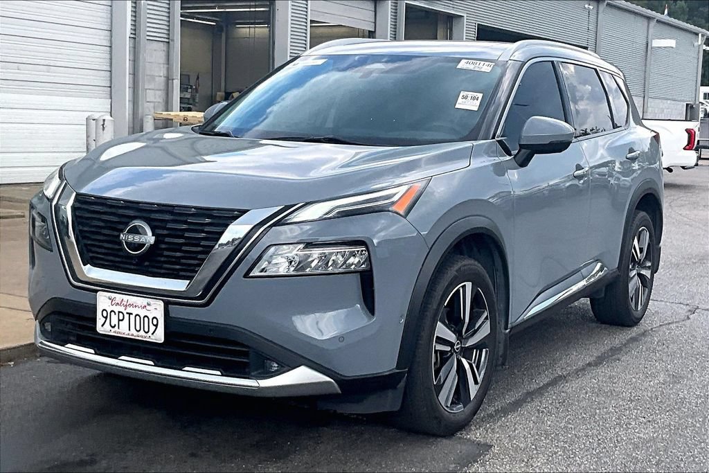 Used 2022 Nissan Rogue Platinum w/ Head-Up Display Package FWD image 2