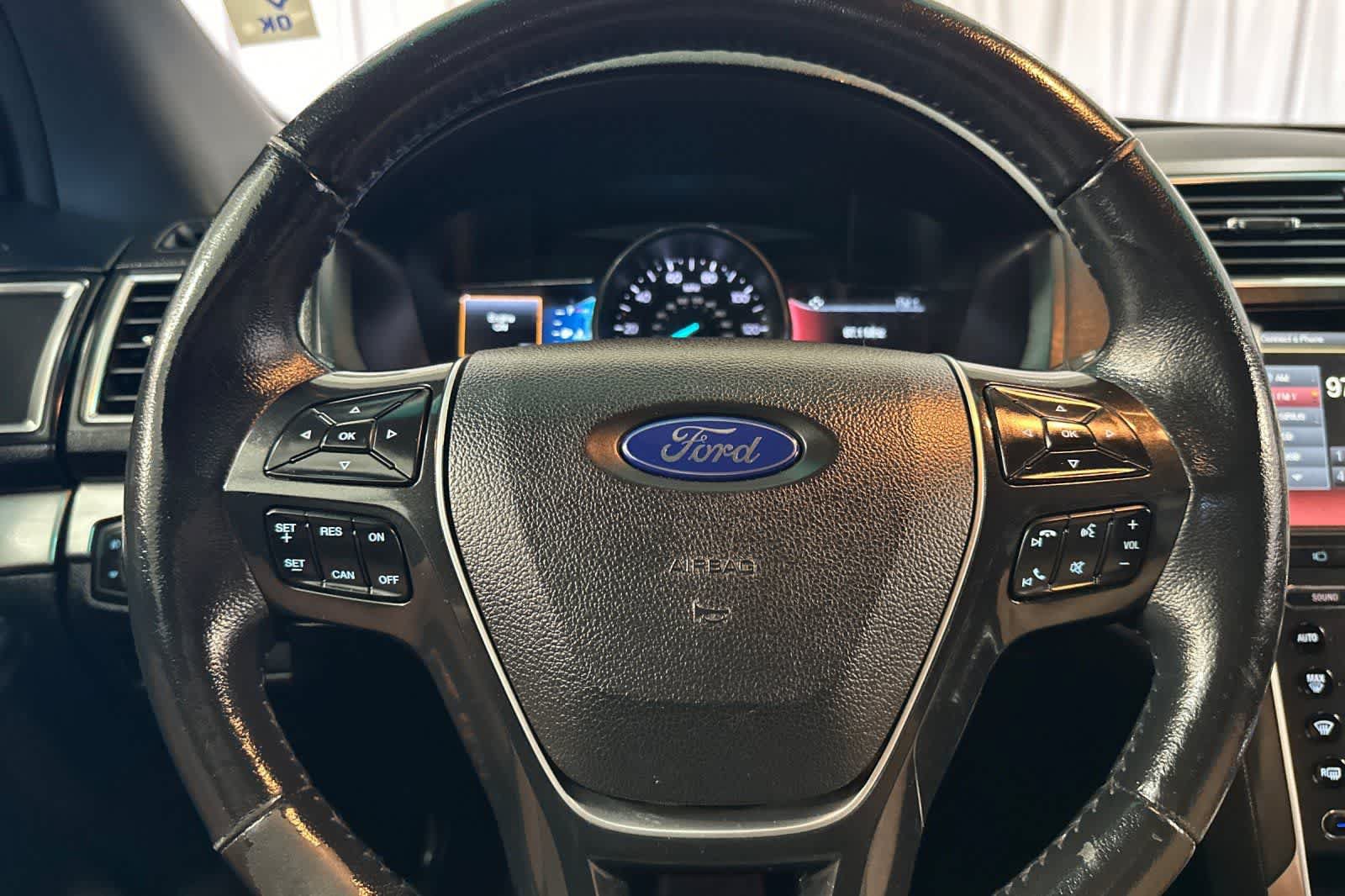 Used 2016 Ford Explorer Limited AWD/4WD image 30