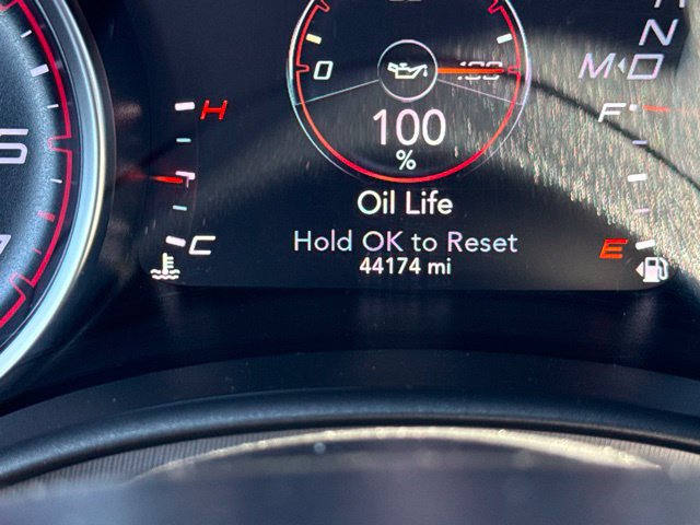 Used 2019 Dodge Charger SXT RWD image 18