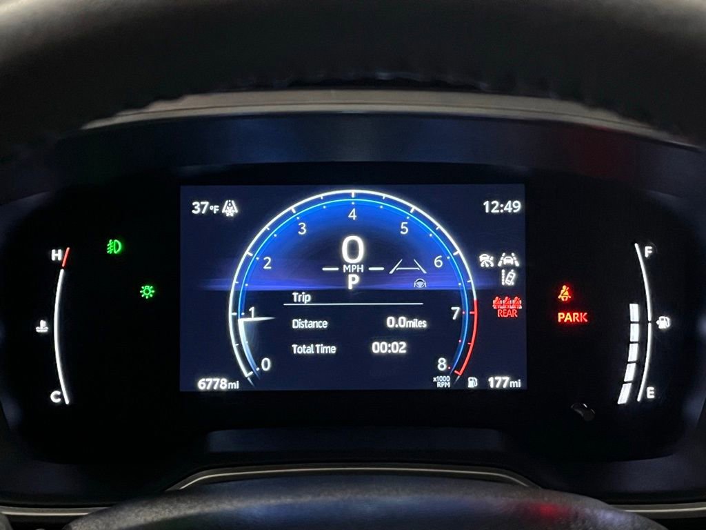 Used 2024 Toyota Corolla Cross XLE w/ Convenience Package image 23