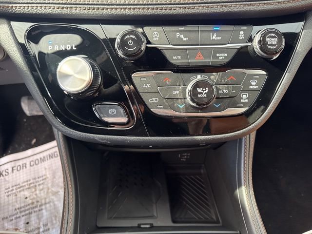 New 2026 Chrysler Pacifica Pinnacle FWD image 23