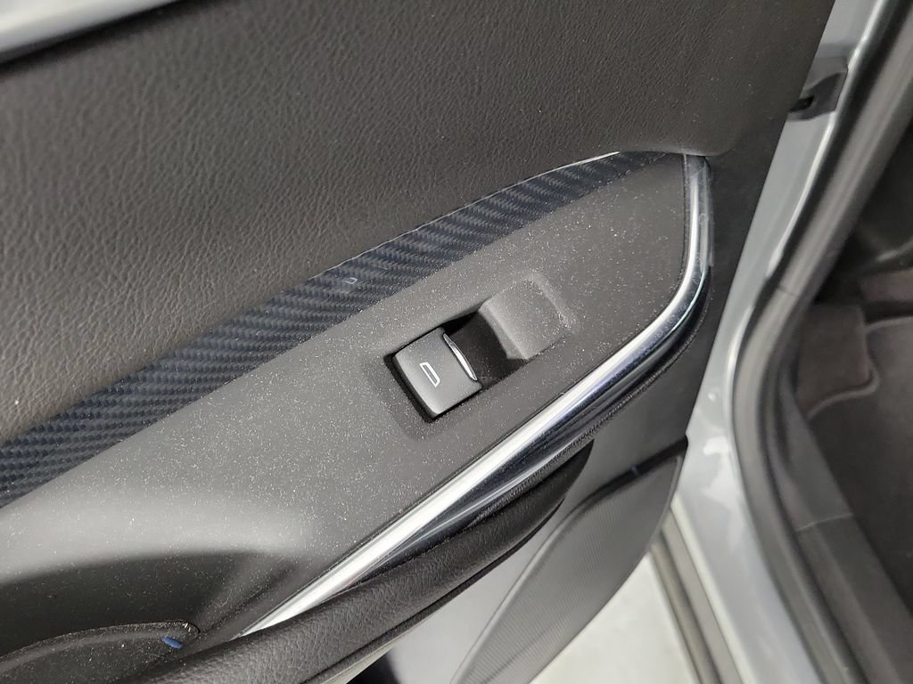 Used 2023 Cadillac XT4 Sport AWD/4WD image 15