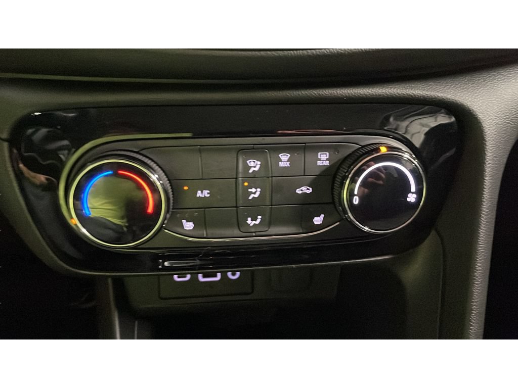 Used 2023 Buick Encore GX Preferred w/ Cold Weather Comfort Package AWD/4WD image 14