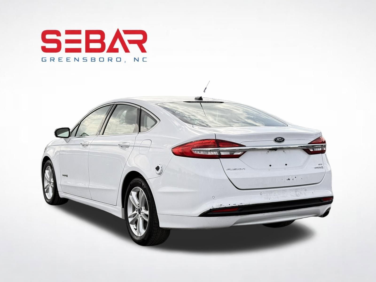 Used 2018 Ford Fusion SE w/ Equipment Group 602A FWD image 9