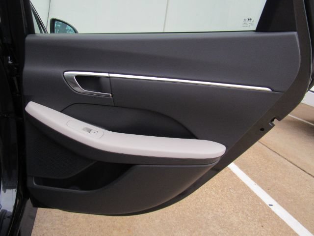 Used 2023 Hyundai Sonata SEL image 25