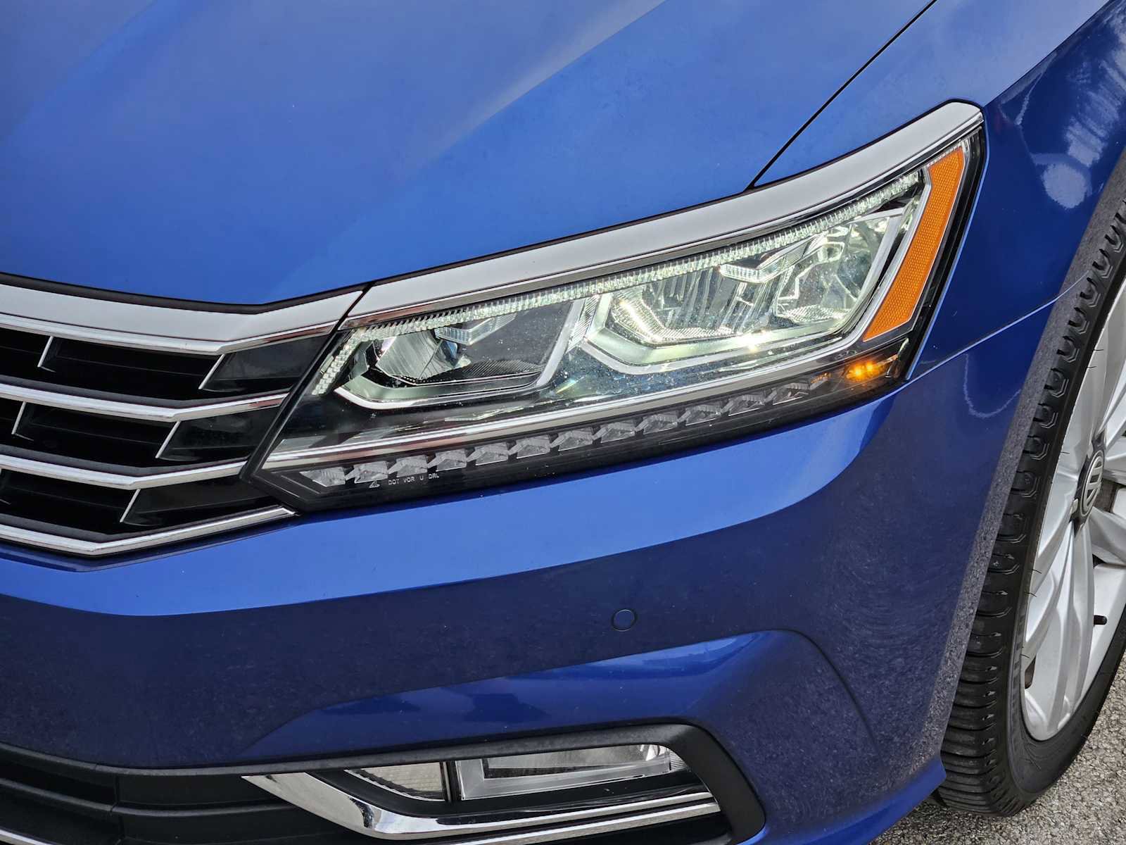 Used 2017 Volkswagen Passat 1.8T SE image 7