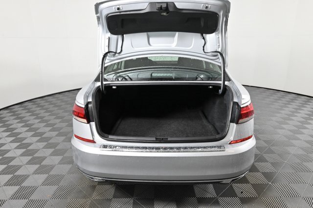 Certified 2021 Volkswagen Passat 2.0T S image 8