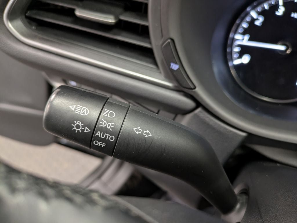 Certified 2023 MAZDA CX-30 AWD 2.5 S w/ Select Package image 19