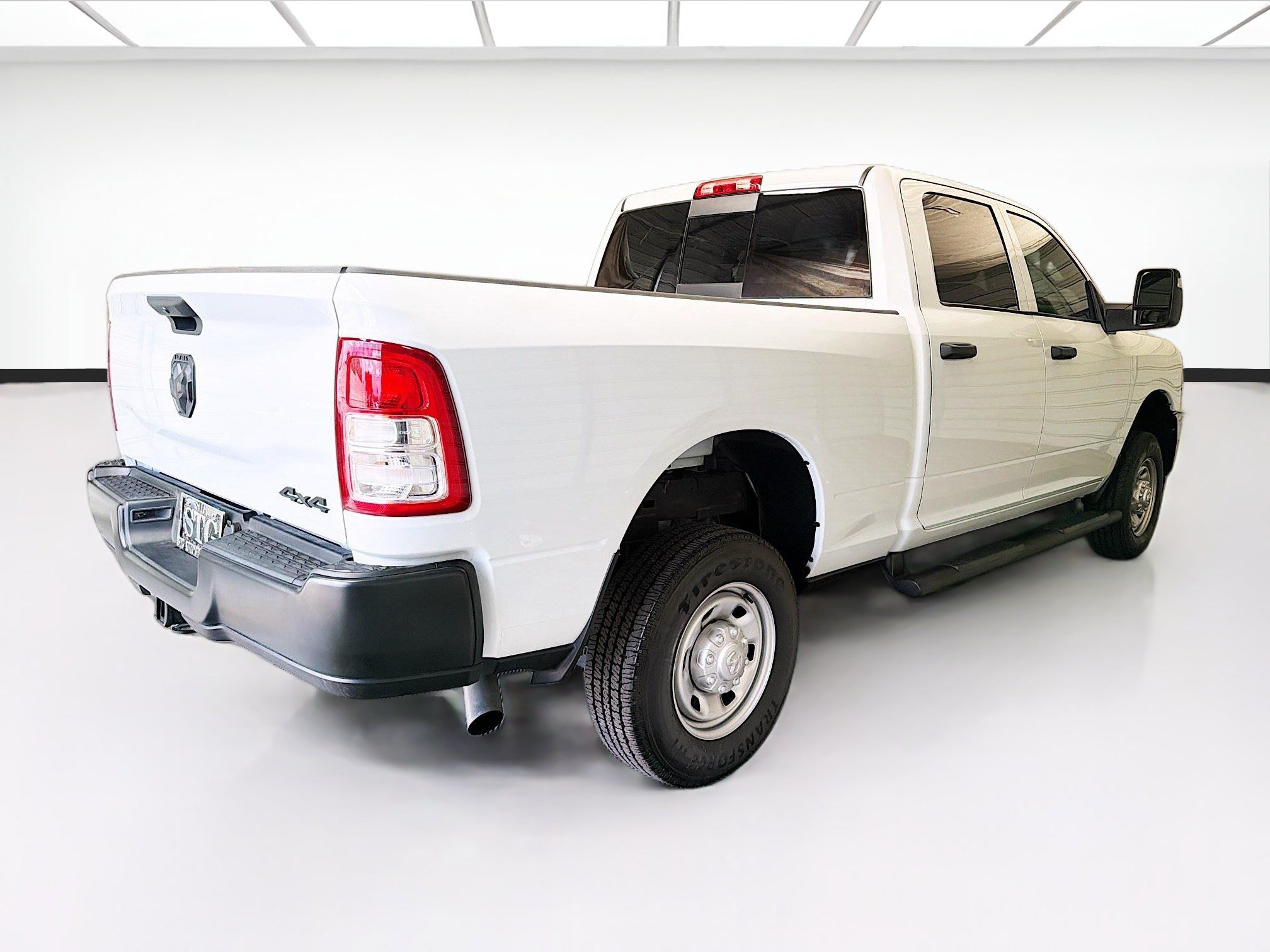 Used 2024 RAM 2500 Tradesman AWD/4WD image 4