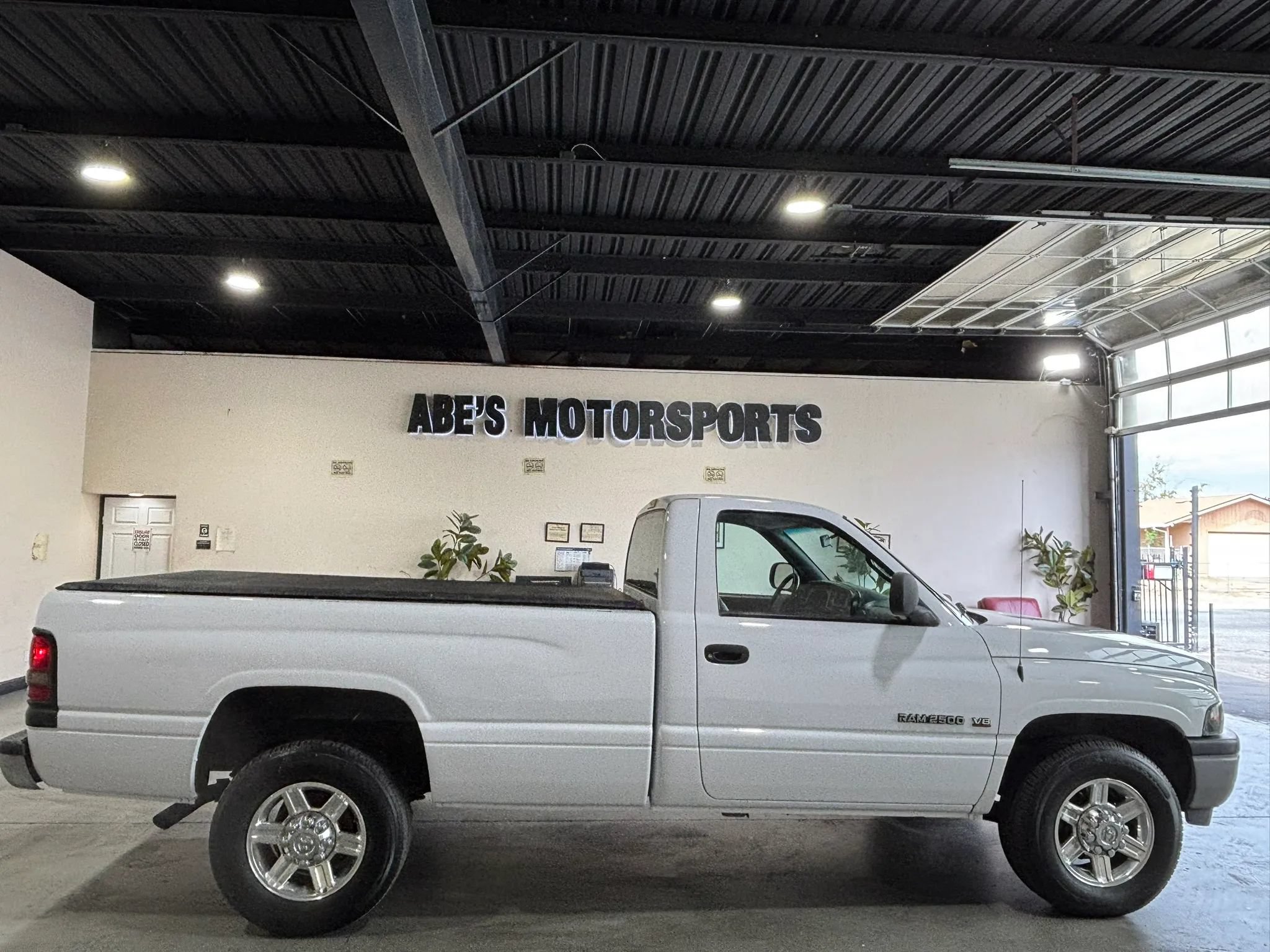 Used 2001 Dodge Ram 2500 Truck 2WD Regular Cab image 7