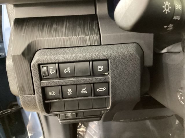 Used 2026 Toyota 4Runner Platinum AWD/4WD image 18