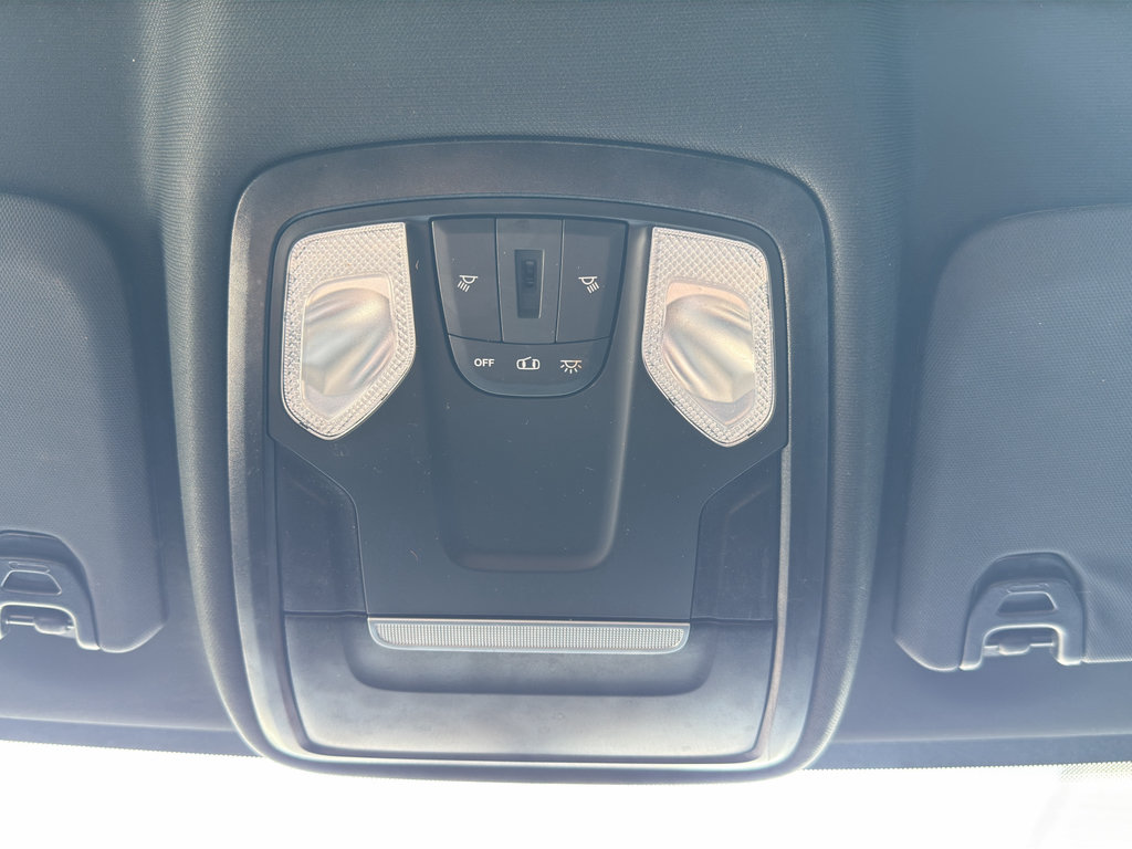 Used 2024 RAM 2500 Tradesman w/ Chrome Appearance Group AWD/4WD image 16